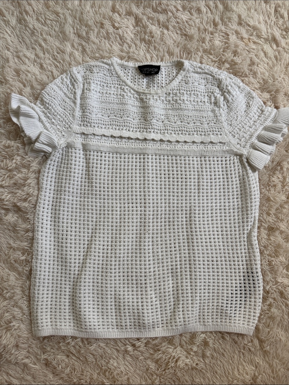 Topshop Cream Open-Weave Short Sleeve Knit Top with Ruffle Sleeves